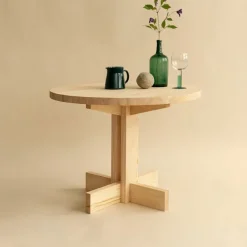001 Dining Table Round