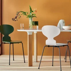 3101 Myran stol Lacquered Beech Veneer Brown Bronze