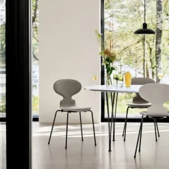 3101 Myran stol Lacquered Beech Veneer Black