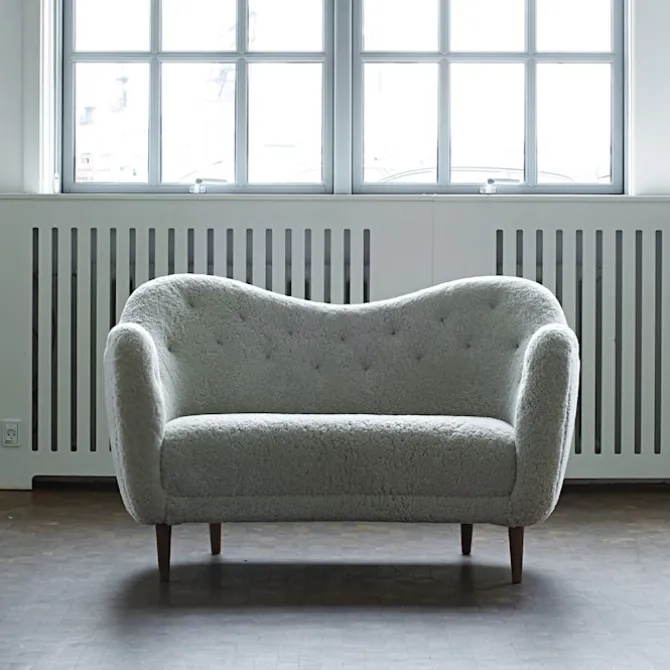 46 sofa Walnut
