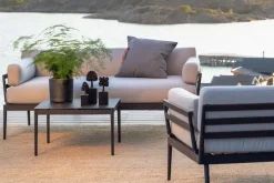 Anholt Lounge Table
