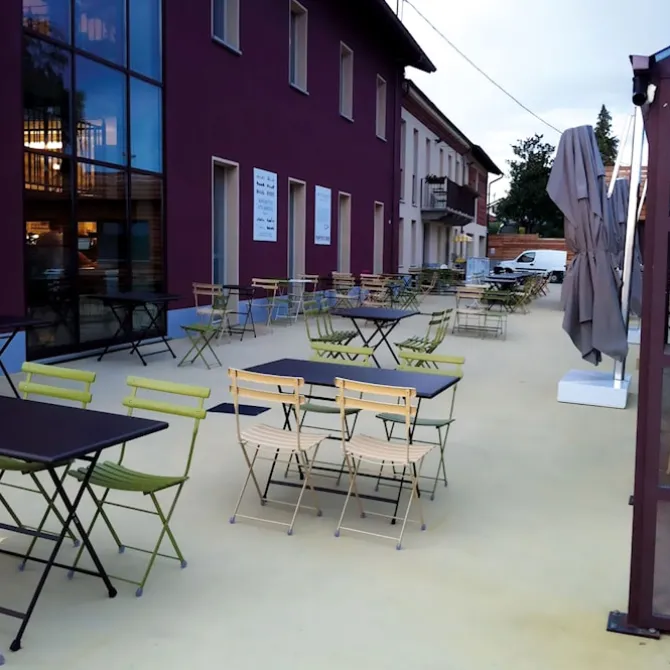 Arc en Ciel - Folding Table