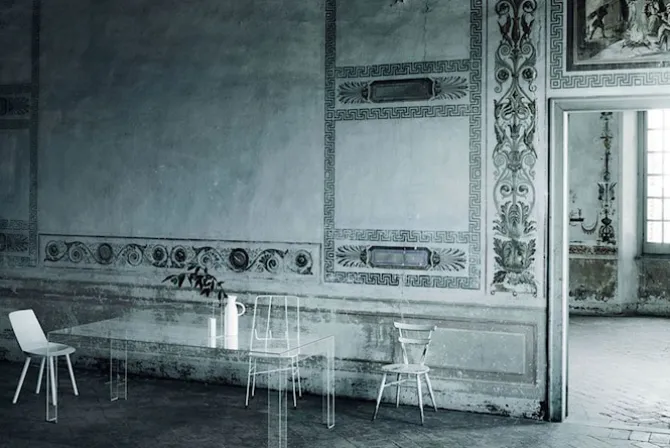 Atlantis Table