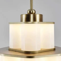 Bauer Chandelier 01