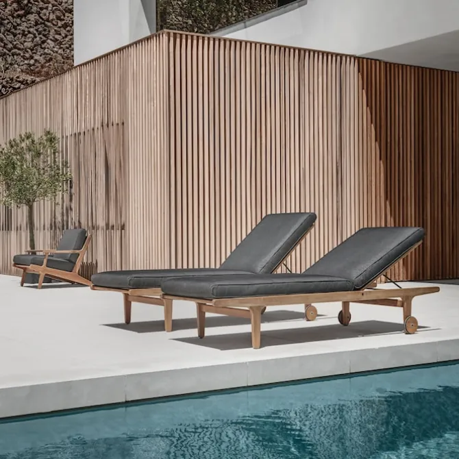Bay Lounger