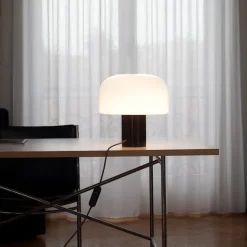 Bellhop Glass T bordlampe