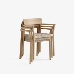 Betty Armchair TK9