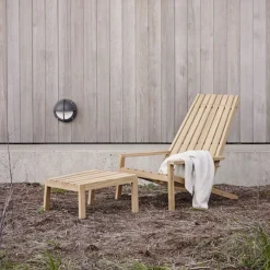 Between Lines Deck Stool