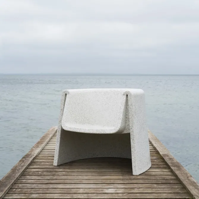 Bit Lounge Chair