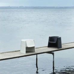 Bit Lounge Chair