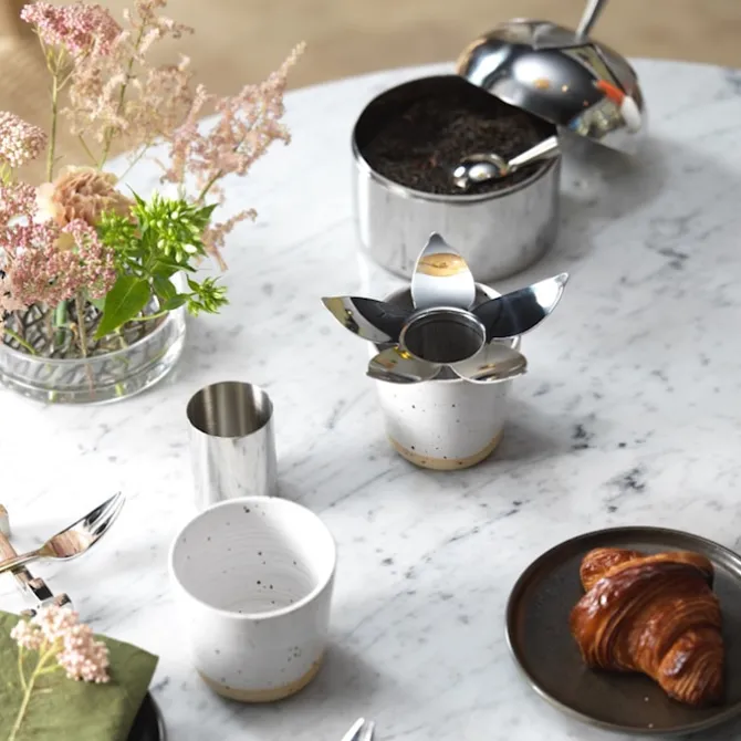 Blad Tea Strainer