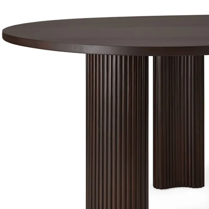 Boomerang Desk