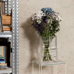 Brute Vase