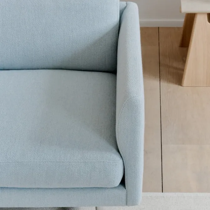 Calmo 2-seters sofa røkt eik