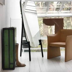 Cap Chair 2