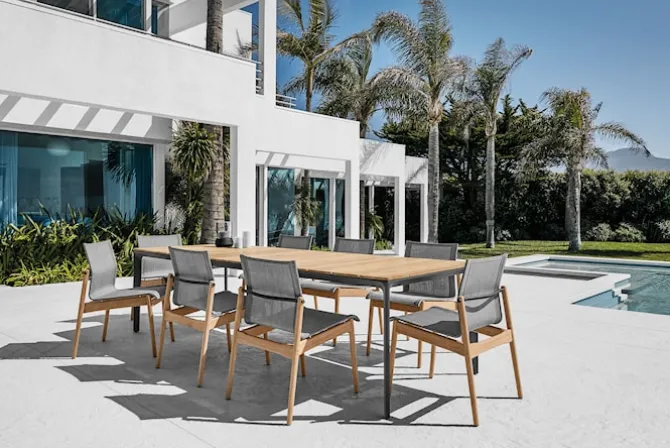 Carver Dining Table 220 cm
