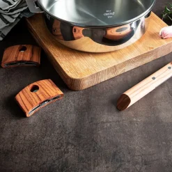 Casteline Removable Side Handle