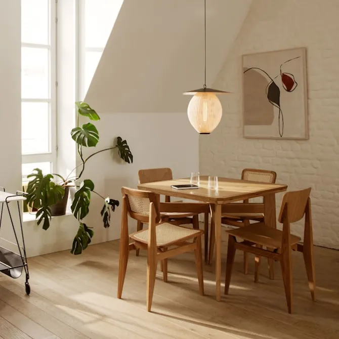 C-Chair spisestuestol finér