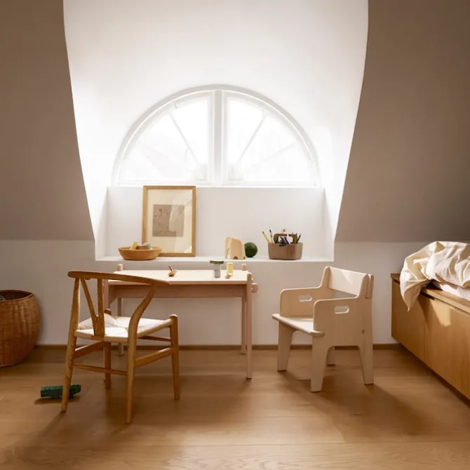 CH24 Children's Wishbone Chair