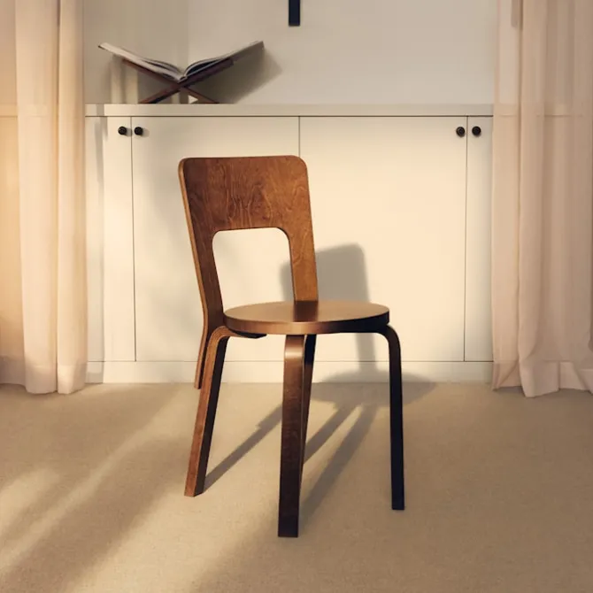 Chair 66 Exclusive Edition walnut stain