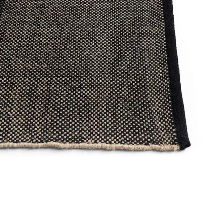 Check teppe Black