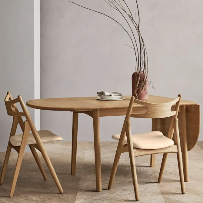 CH29P Sawbuck Chair