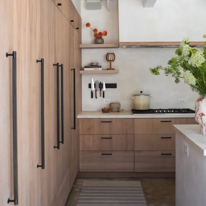 Closet Bar