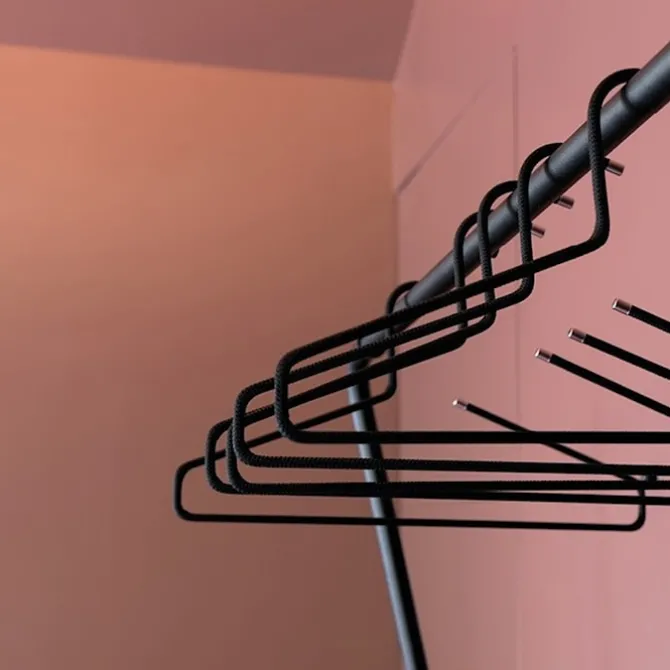 Coat Hanger 0117.