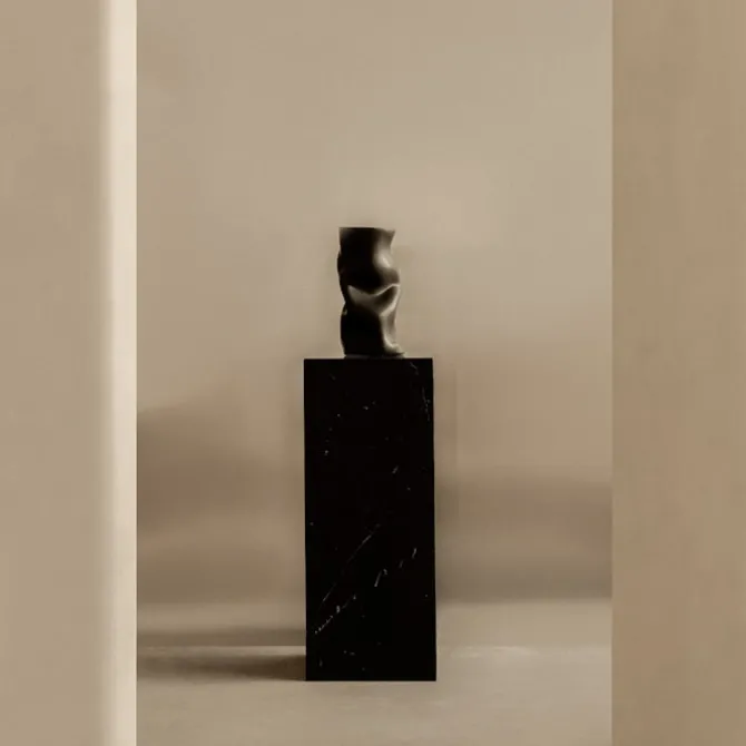 Collapse vase