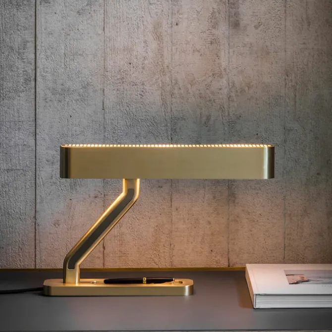 Colt Table Lamp, Brass/Bronze