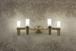 Crown vegglampe