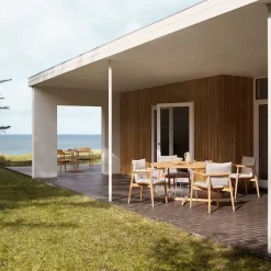 E022 Embrace Outdoor Series Table Ø 140 Cm, Ubehandlet teak