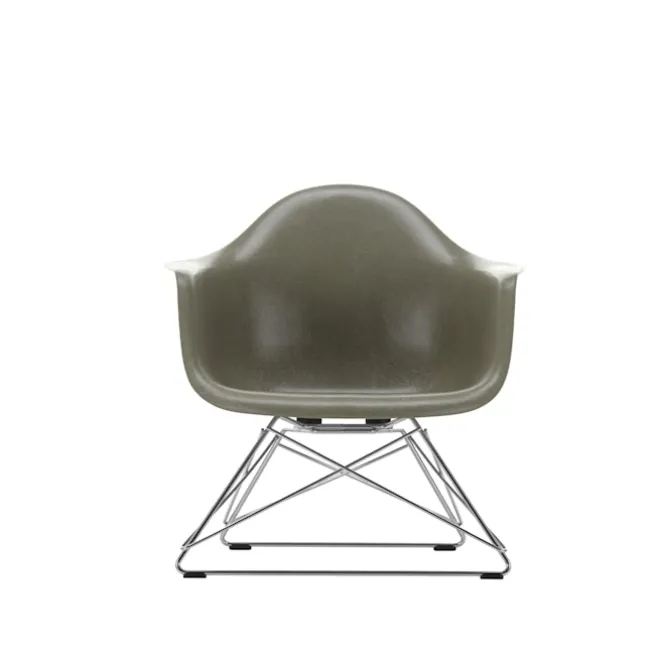 Eames Fiberglass Armchair LAR lenestol White