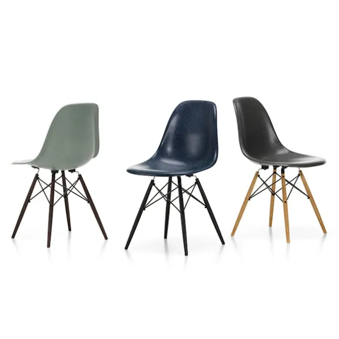 Eames Fiberglass Chair DSW stol Golden Maple