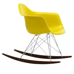 Eames RE Plastic Armchair RAR gyngestol Chrome/Dark Maple