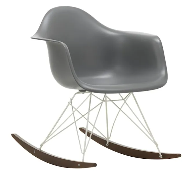 Eames RE Plastic Armchair RAR gyngestol White/Dark Maple