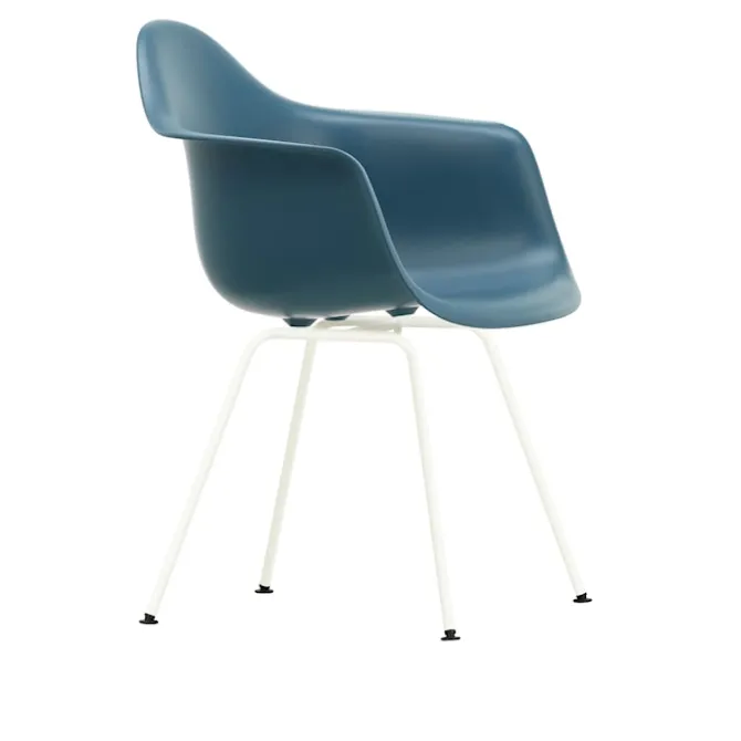 Eames RE Plastic Armchair DAX spisestuestol White