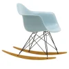 Eames RE Plastic Armchair RAR gyngestol Basic Dark/Golden Maple