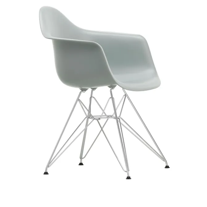 Eames RE Plastic Armchair DAR spisestuestol Chrome