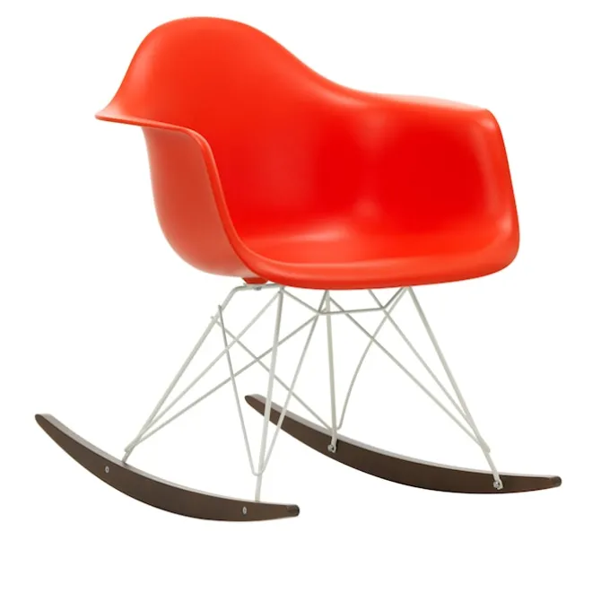 Eames RE Plastic Armchair RAR gyngestol White/Dark Maple