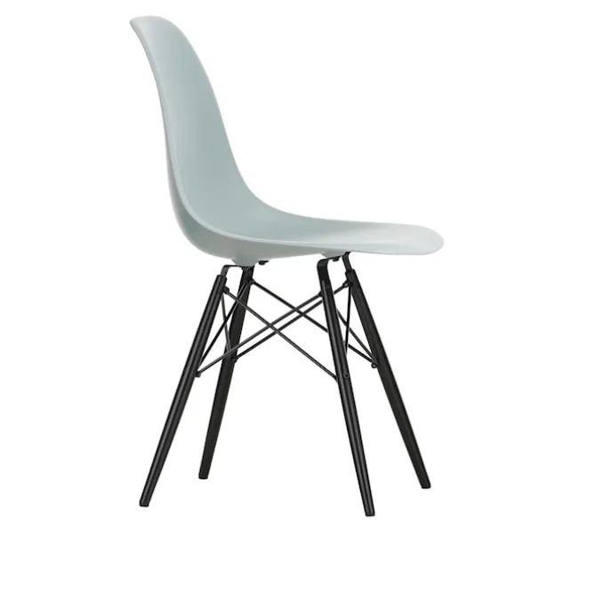 Eames RE Plastic Chair DSW stol Black Maple