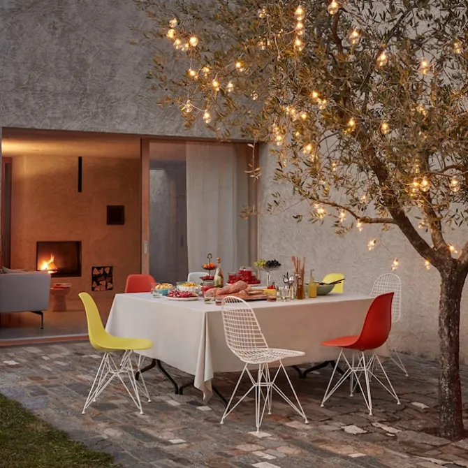 Eames RE Plastic Chair DSR stol White