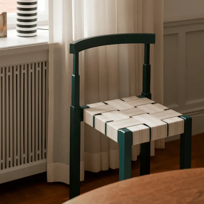 Empire chair