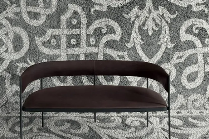 Era Settee