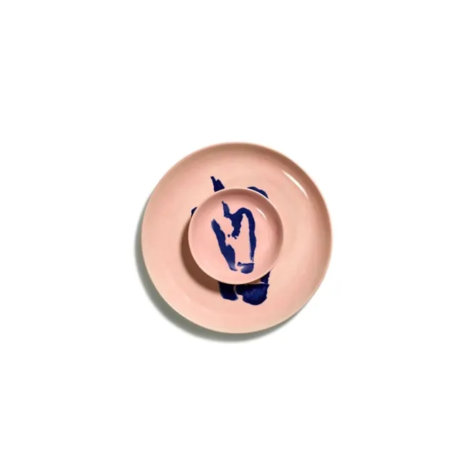 Feast Dish - Delicious Pink Pepper Blue