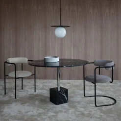 FF Cantilever Chair Rounded Black Legs