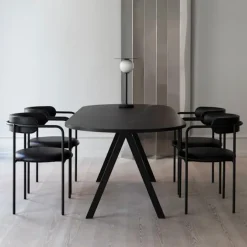FF Chair Rounded Black Legs