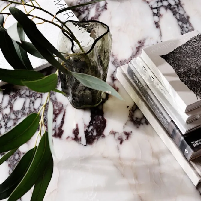 Florence Dining Table Ø120 / White Viola Marble