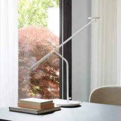 Flow Table Lamp