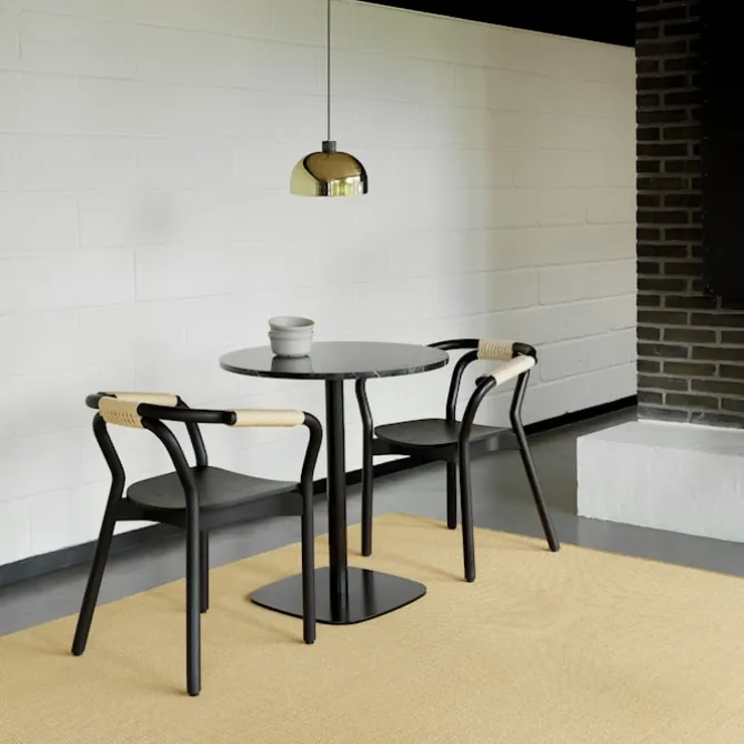 Form Café Table Ø60 cm